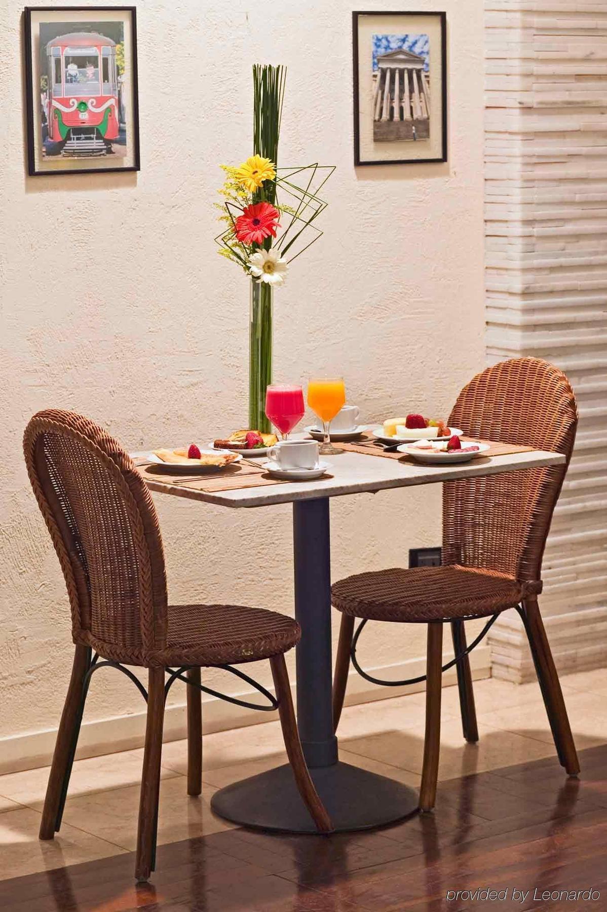 Mercure Curitiba Centro Restaurant photo